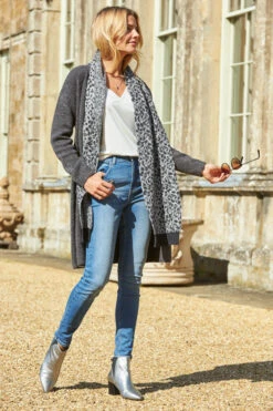 Charcoal Longline Zip Pocket Cardigan 11 Charcoal Longline Zip Pocket Cardigan -Opal & Oak Store 2020 08 31 aynhoe park sosandar49406