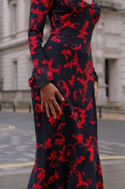 Black & Red Baroque Print Keyhole Detail Ruched Front Midi Jersey Dress 11 Black & Red Baroque Print Keyhole Detail Ruched Front Midi Jersey Dress -Opal & Oak Store 23217d67aa05b982a8db980c164e0bc0bd2ecb42