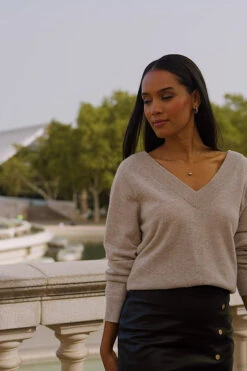 Taupe Cashmere V Neck Jumper -Opal & Oak Store 518f14b74b38120ae4f382d6d48ead19ff5d19ec