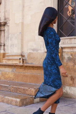 Blue & Black Heart Print Ruched Front Midi Jersey Dress -Opal & Oak Store 8b055f5b03ab9f636b9f73e0812122b8ceda8640