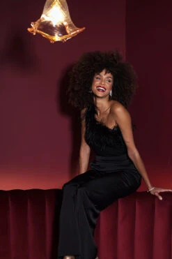 Black One Shoulder Feather Trim Top -Opal & Oak Store 947ea316ecde2c4e0ab79cb6afead96715b3bc39