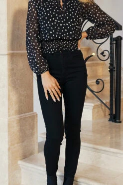 Black Ultra-Stretch Comfort Fit Skinny Jeans -Opal & Oak Store cb97ea4e6823663c39e9a1b127e290dc2c1d10ea