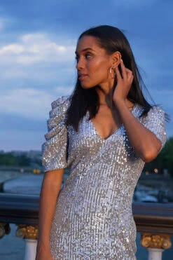 Silver Sequin Luxe Glamour Stretch Dress -Opal & Oak Store cc67d4e0e9af9b669280b8eab0148ea22ef4e7d2