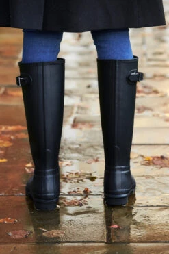 Hunter Original Navy Blue Tall Wellington Boots 14 Hunter Original Navy Blue Tall Wellington Boots -Opal & Oak Store navy shot 18 s21tk302gy002m 208