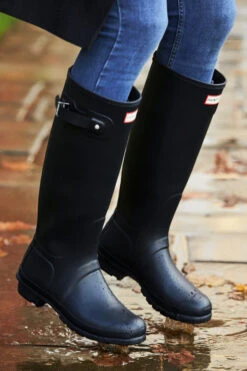 Hunter Original Navy Blue Tall Wellington Boots 12 Hunter Original Navy Blue Tall Wellington Boots -Opal & Oak Store navy shot 18 s21tk302gy002m 243
