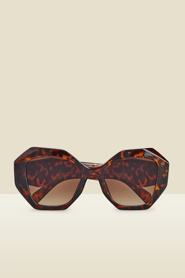 Tortoiseshell Angular Sunglasses 1 Tortoiseshell Angular Sunglasses