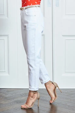 White Denim Slim Leg Mom Jeans -Opal & Oak Store s77 s21tj166 046