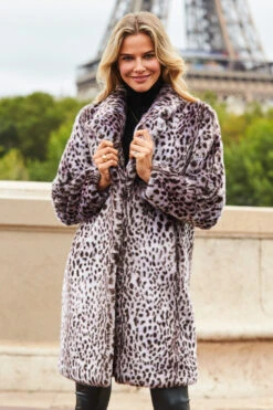 Cheetah Print Faux Fur Coat -Opal & Oak Store web 210910 sosandarday5paris62565 2