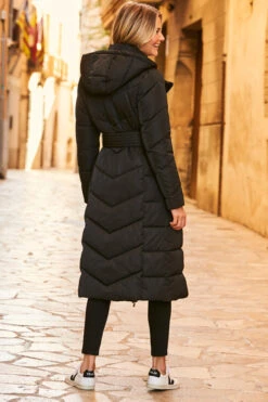 Black Longline Padded Coat With Removable Hood 12 Black Longline Padded Coat With Removable Hood -Opal & Oak Store web 60 a21ow011 095