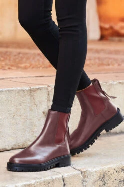 Wine Chunky Sole Leather Chelsea Boot