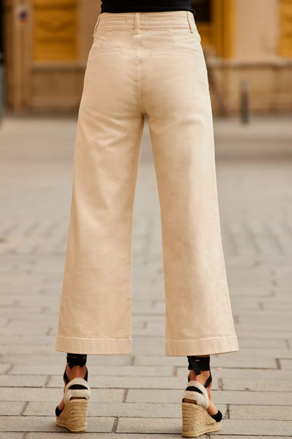 Ecru Cropped Wide Leg Jeans 4 Ecru Cropped Wide Leg Jeans - Image 4