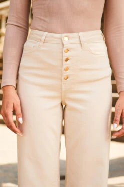 Ecru Button Front Wide Leg Jeans -Opal & Oak Store web 2307 35 s23bd054nl0001 s23tj169bn0024 35 313