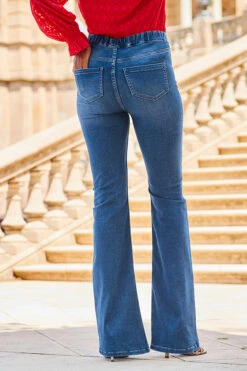 Mid Blue Kick Flare Jeggings -Opal & Oak Store web 2307 81 s23tw176rd0022 s23bd047be0010 81 090 rt 1