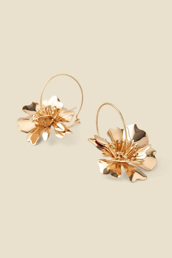 Gold Flower Detail Hoop Earrings 2 Gold Flower Detail Hoop Earrings - Image 2