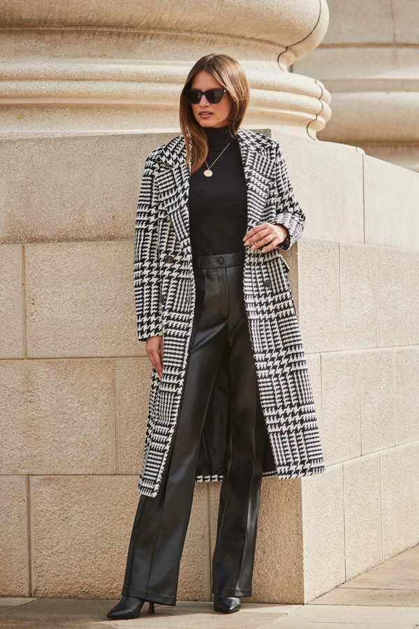 Black & White Dogtooth Print Longline Coat 5 Black & White Dogtooth Print Longline Coat - Image 5