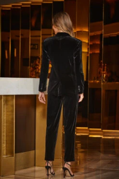 Black Luxury Velvet Blazer -Opal & Oak Store web 2309 39 a23ow061bk0001 a23bw036bk0001 a23tw066bk0001 39 195