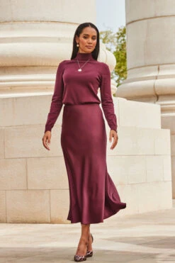 Wine Roll Neck Gold Zip Detail Jumper 10 Wine Roll Neck Gold Zip Detail Jumper -Opal & Oak Store web 2309 90 s23sw029rd0004 90 104 1