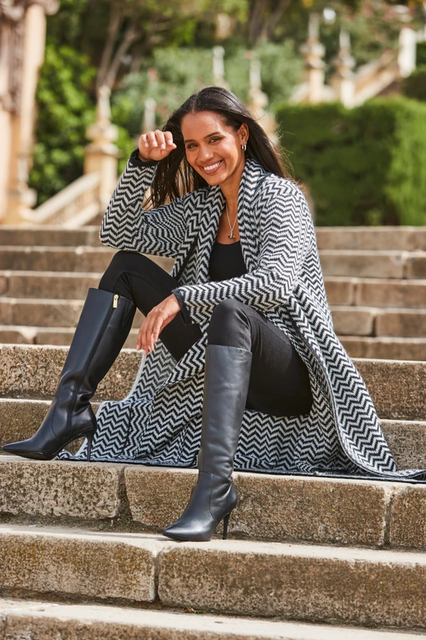 Black & White Herringbone Knit Longline Cardigan With Scarf 5 Black & White Herringbone Knit Longline Cardigan With Scarf - Image 5