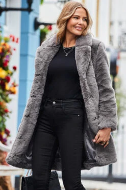 Grey Luxe Faux Fur Coat -Opal & Oak Store web 2310 07 a23ow023gy0014 07 082 rt
