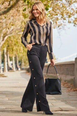 Black Faux Leather Twist Strap Detail Shoulder Bag -Opal & Oak Store web 2310 16 a23tw104bkst01 a23bw051bk0001 16 025 2