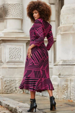 Pink & Black Geometric Print Belted Midi Dress -Opal & Oak Store web 2310 30 a23dw039pkge01 30 127