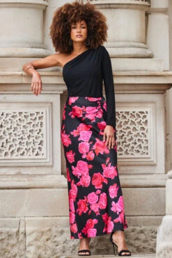 Black Floral Print Ruched Detail Satin Maxi Skirt -Opal & Oak Store web 2310 32 a23sw027bkfl01 s24tj043bk0001 32 26739
