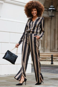 Black Gold Stud Detail Quilted Cross Body Bag -Opal & Oak Store web 2310 36 a23bw058bkst01 a23tw104bkst01 36 049 2