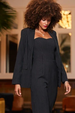 Black & White Pinstripe Blazer -Opal & Oak Store web 2310 54 a23jw005bk0001 54 086 1