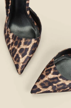 Leopard Print Cut Out Detail Stiletto Heel Court Shoes -Opal & Oak Store web 2310 box a23fw059nlbn01 d rt