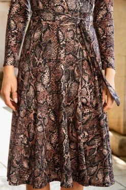 Animal Print Faux Wrap Midi Jersey Dress -Opal & Oak Store web 30 a20dj065sebn01 108