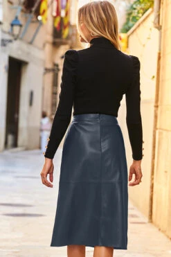 Grey Leather A-Line Skirt With Pockets 6 Grey Leather A-Line Skirt With Pockets -Opal & Oak Store web 57 a21sl003bk 145 grey rt